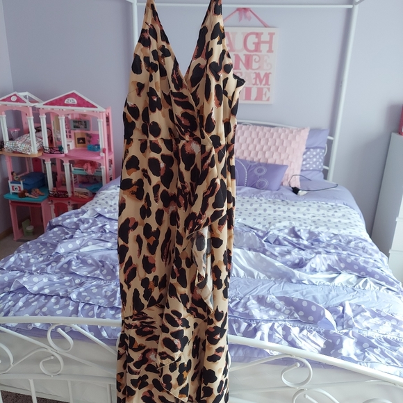 High-low dress - Picture 1 of 3